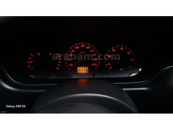 Renault Megane 1.6 1999 Model Klimalı klima aktif çalışıyor