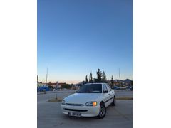 Sahibinden Ford Escort 1.6 CLX 1997 Model Beyaz