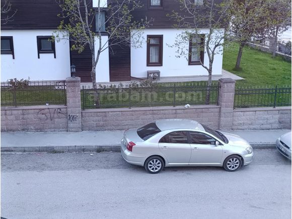 Sahibinden Toyota Avensis 2.0 Elegant 2005 Model