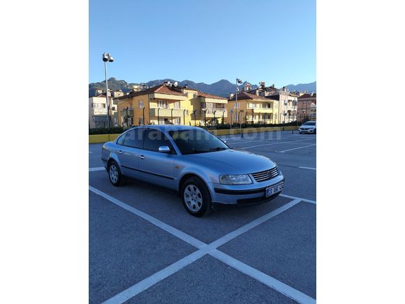 Sahibinden Volkswagen Passat 1.8 Basic 1998 Model Denizli