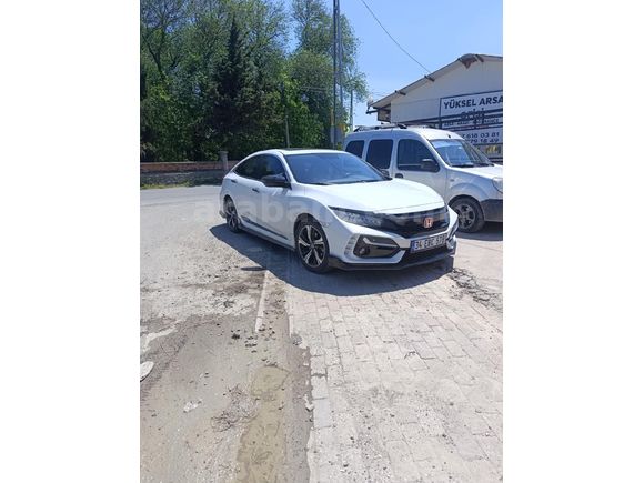 Sahibinden Honda Civic 1.6i VTEC Executive 2021 Model İstanbul 95.000 km Beyaz