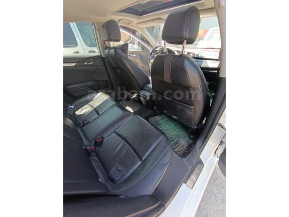 Sahibinden Honda Civic 1.6i VTEC Executive 2021 Model İstanbul 95.000 km Beyaz