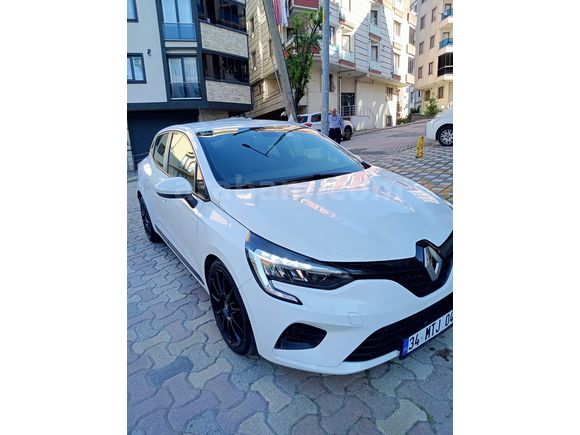 Sahibinden Renault Clio 1.0 SCe Joy 2022 Model 