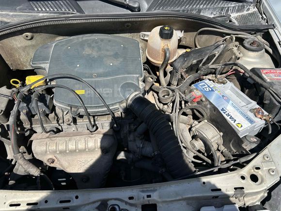 Sahibinden Renault Clio 1.4 RN 2000 Model 