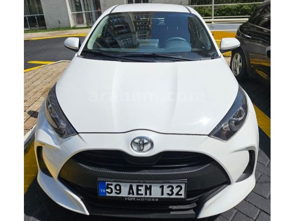 Sahibinden Toyota Yaris 1.0 Vision 2021 Model Tekirdağ 37.400 km Beyaz