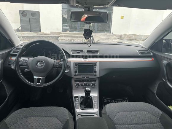 2013 NOKTA HATASIZ BOYASIZ SADECE 94 BİNDE PASSAT