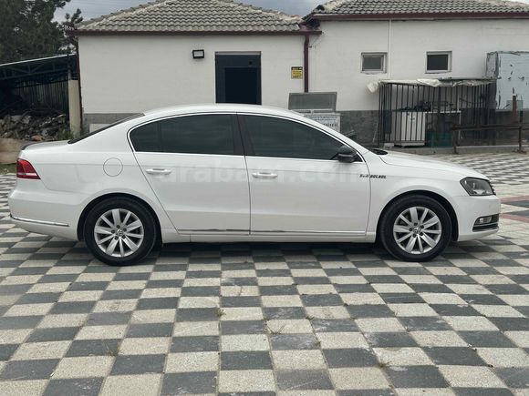 2013 NOKTA HATASIZ BOYASIZ SADECE 94 BİNDE PASSAT