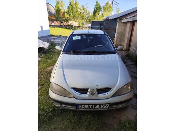Sahibinden Renault Megane 1.6 RXi 2002 Model