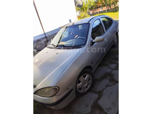 Sahibinden Renault Megane 1.6 RXi 2002 Model