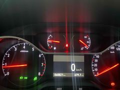 Sahibinden Opel Crossland 1.5 T Elegance 2022 Model Bursa 51.700 km Bordo