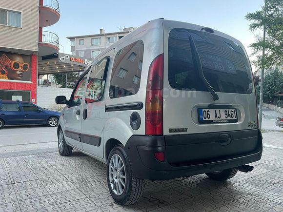 Sahibinden Renault Kangoo Multix 1.5 dCi Authentique 2004 Model 