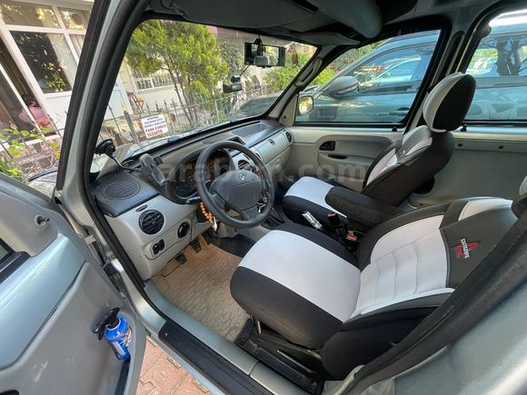 Sahibinden Renault Kangoo Multix 1.5 dCi Authentique 2004 Model 