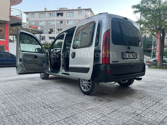 Sahibinden Renault Kangoo Multix 1.5 dCi Authentique 2004 Model 