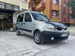 Sahibinden Renault Kangoo Multix 1.5 dCi Authentique 2004 Model 