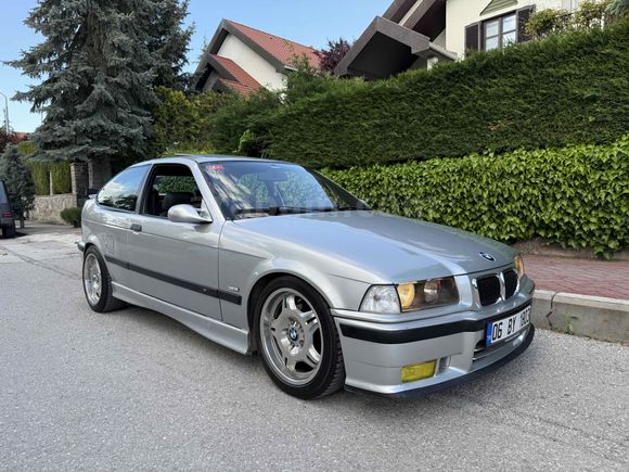 BMW E36 316i M Sport Compact 2000 Model 