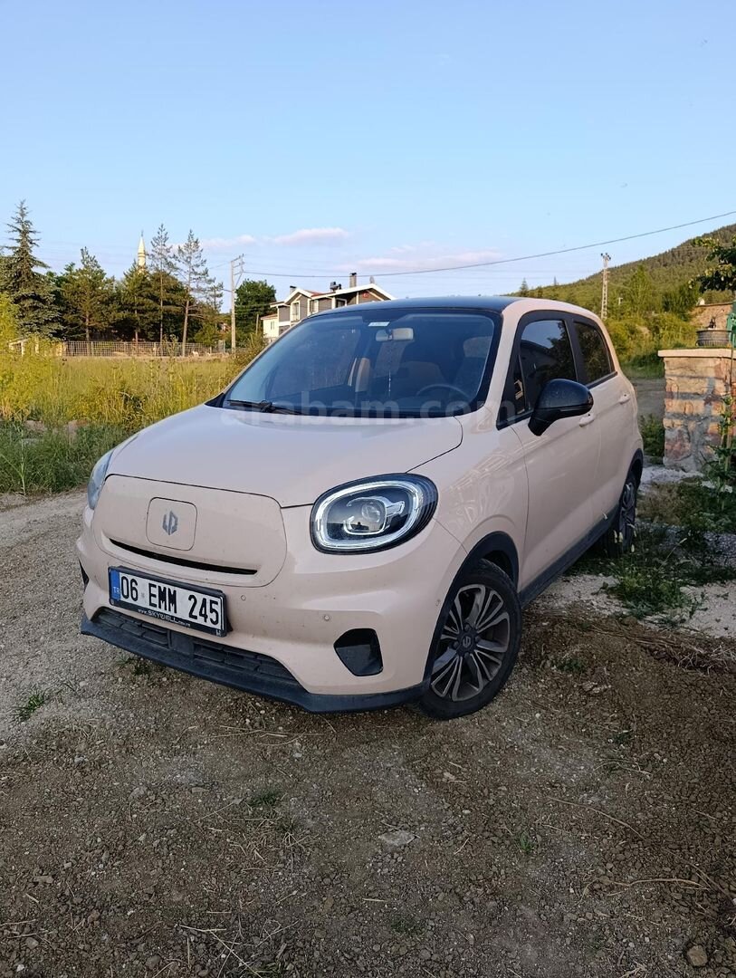 Sahibinden Leapmotor T03 400 2024 Model Ankara 38.500 km Pembe 2