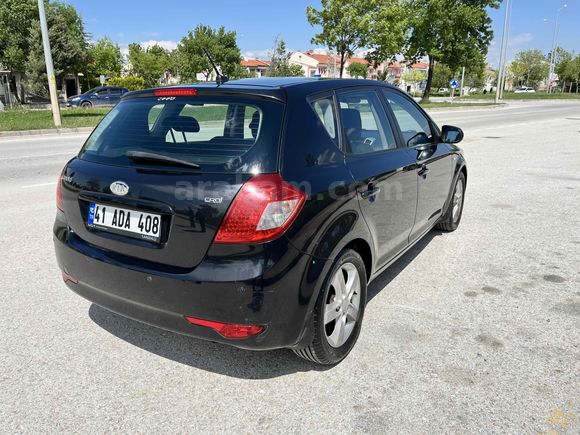 Sahibinden Kia Ceed 1.6 CRDi Motion 2011 Model 