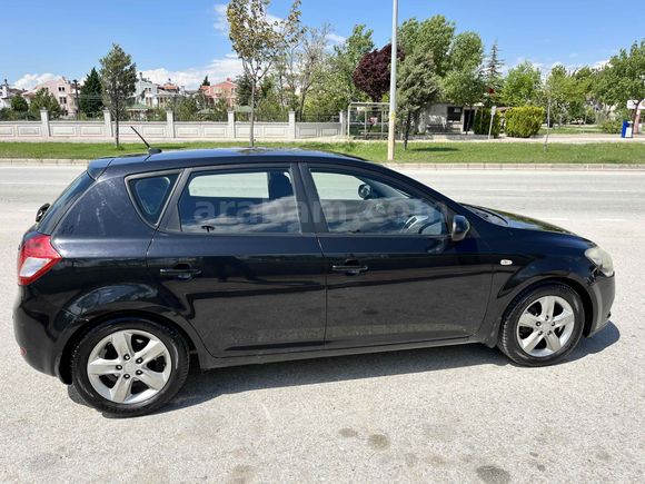 Sahibinden Kia Ceed 1.6 CRDi Motion 2011 Model 