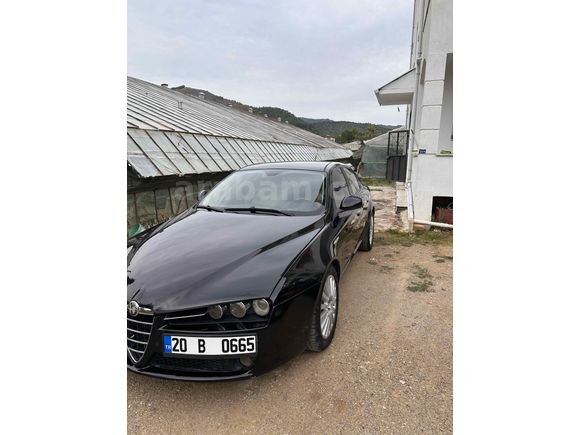 Sahibinden Alfa Romeo 159 1.9 JTD Distinctive 2006 Model 