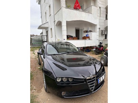 Sahibinden Alfa Romeo 159 1.9 JTD Distinctive 2006 Model 