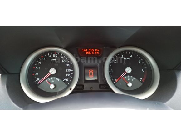 Sahibinden Renault Megane 1.6 Dynamique 2004 Model  145.500 km Gri