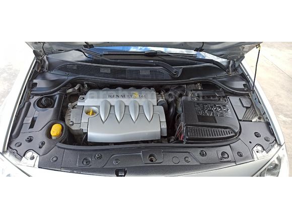 Sahibinden Renault Megane 1.6 Dynamique 2004 Model  145.500 km Gri
