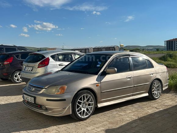 Sahibinden Honda Civic 1.6i VTEC ES 2003 Model
