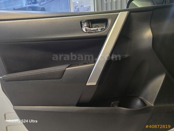 2014 TOYOTA COROLLA 1.4D 4-D ADVANCE DEĞİŞENSİZ OTOMATİK