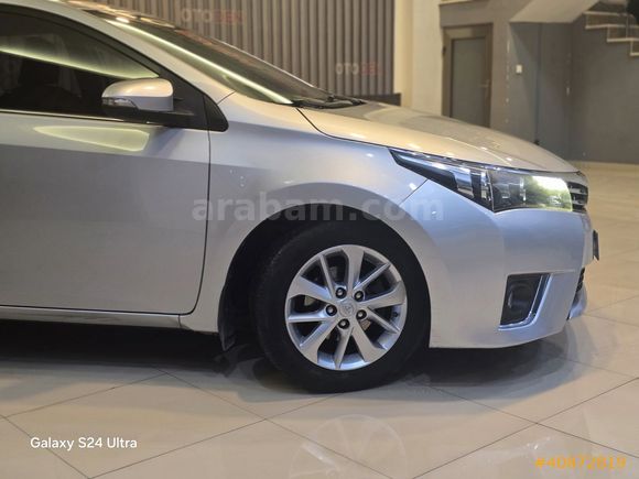 2014 TOYOTA COROLLA 1.4D 4-D ADVANCE DEĞİŞENSİZ OTOMATİK