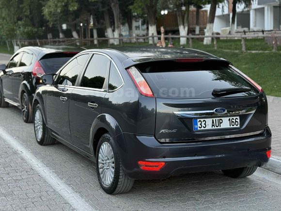 Sahibinden Ford Focus 1.6 Ti-VCT Titanium 2010 Model  170.000 km Gri (metalik)
