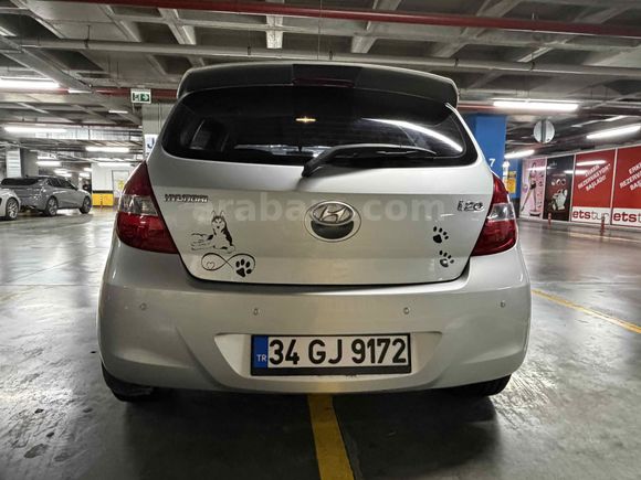 Sahibinden Hyundai i20 Troy 1.4 CVVT Prime 2012 Model  162.000 km Gri