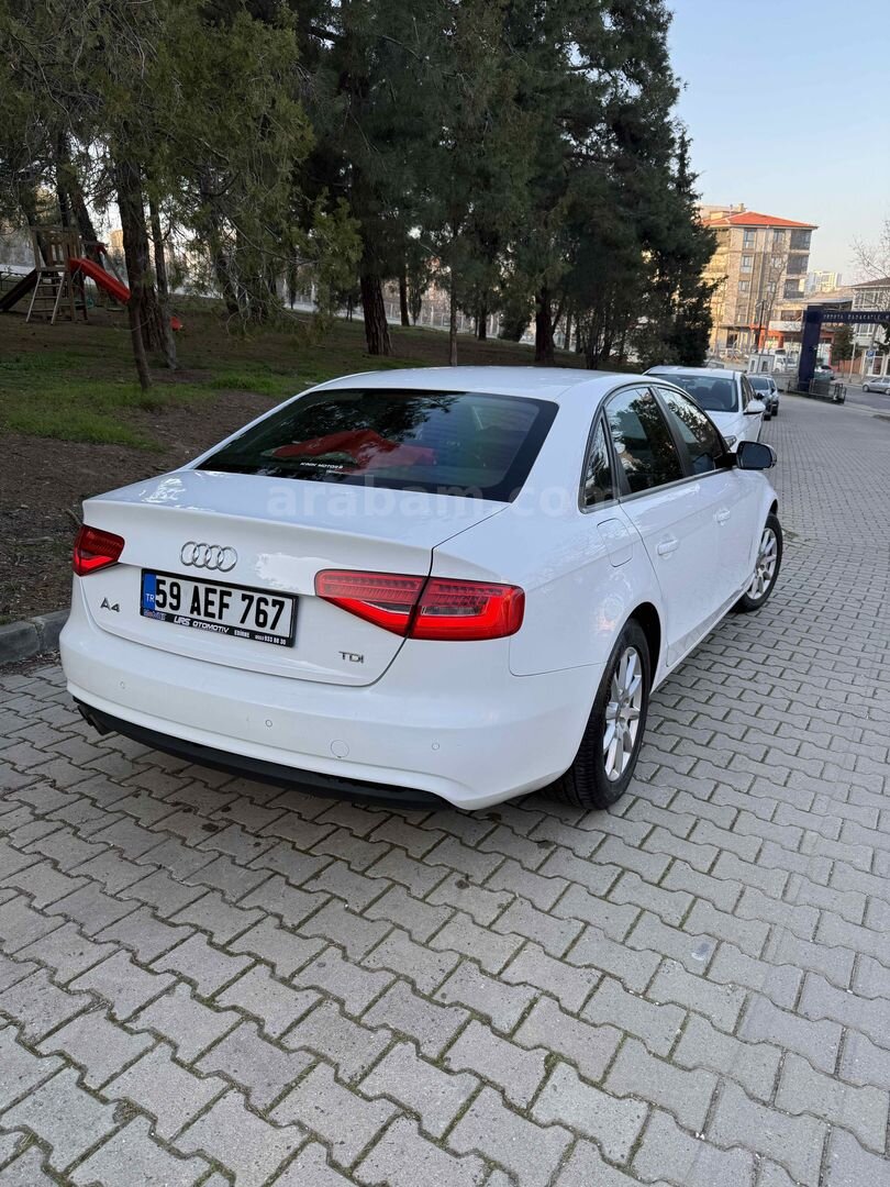 Sahibinden Audi A4 Sedan 2.0 TDI 2014 Model Tekirdağ 207.000 km Beyaz 3
