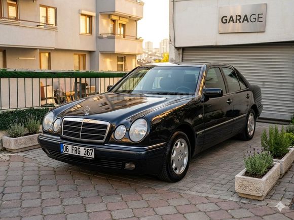 Sahibinden Mercedes - Benz E 200 Classic 1995 Model