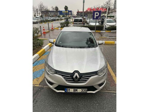 Sahibinden Renault Megane 1.5 dCi Touch 2019 Model  149.000 km Gri (titanyum)