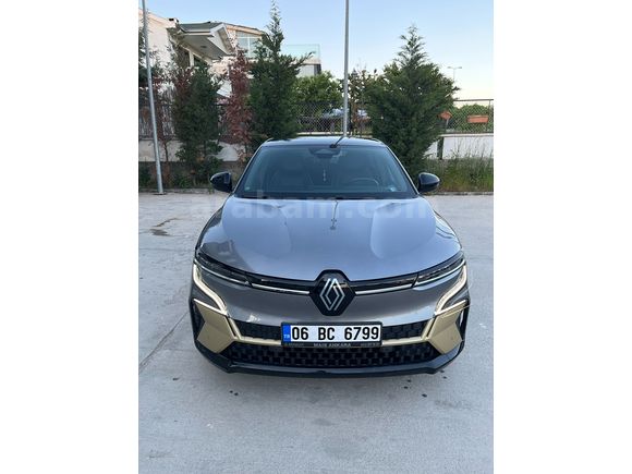 İLK SAHİBİNDEN, HATASIZ, TRAMERSİZ MEGANE E-TECH ICONIC PAKET