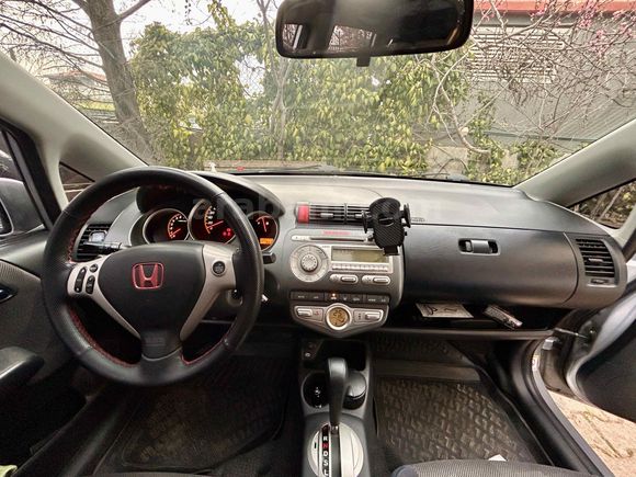Sahibinden Honda Jazz 1.4 ES Elite 2006 Model İstanbul 204.000 km Gri (Gümüş)