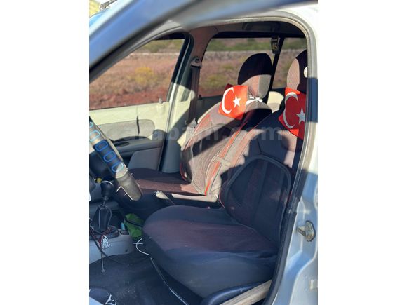 Sahibinden Renault Clio 1.4 Authentique 2005 Model 