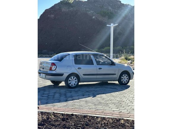 Sahibinden Renault Clio 1.4 Authentique 2005 Model 