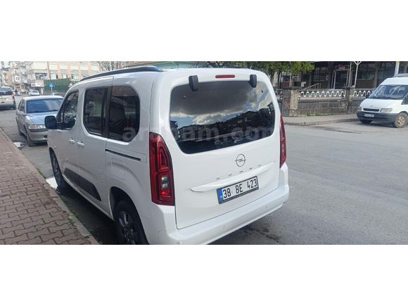 Sahibinden Opel Combo Life 1.5 D Edition 2024 Model