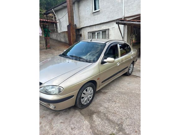 Sahibinden Renault Megane 1.6 RTA 2000 Model