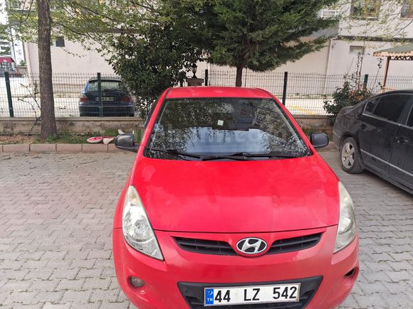 Sahibinden Hyundai i20 1.2 MPI Team 2010 Model