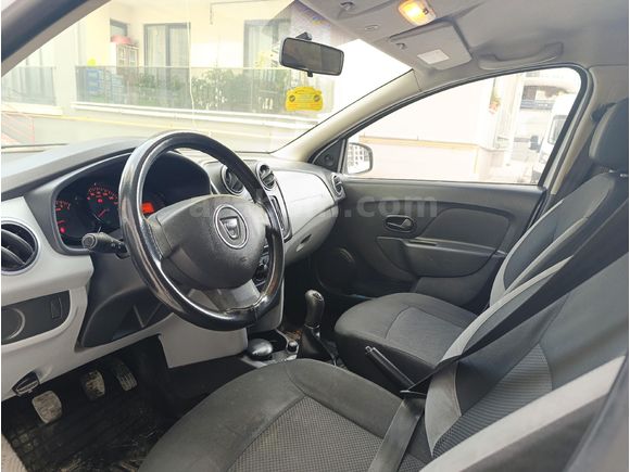 Öğretmenden temiz bakımlı ekstrali Dacia Sandero 1.2 Ambiance 2013 Model