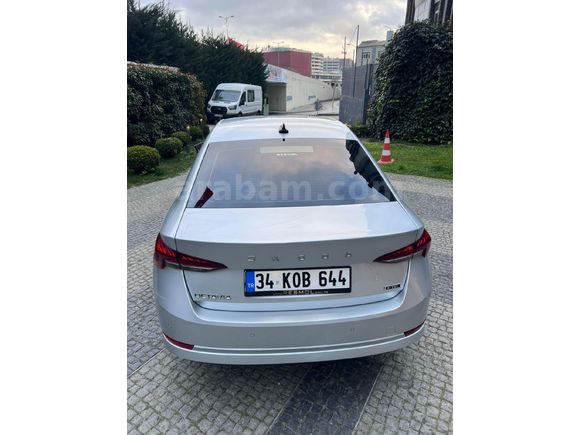 Sahibinden Skoda Octavia 1.0 e-Tec Elite 2024 Model  65.000 km Gri