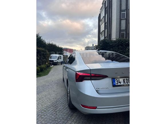 Sahibinden Skoda Octavia 1.0 e-Tec Elite 2024 Model  65.000 km Gri