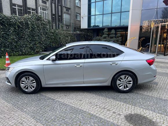 Sahibinden Skoda Octavia 1.0 e-Tec Elite 2024 Model  65.000 km Gri