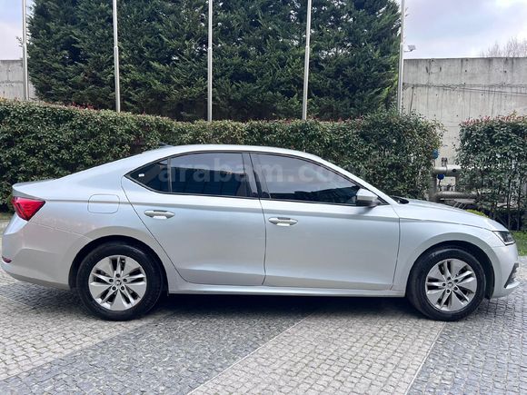 Sahibinden Skoda Octavia 1.0 e-Tec Elite 2024 Model  65.000 km Gri