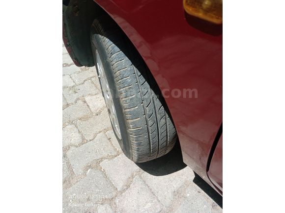 Sahibinden Renault Clio 1.4 RNA 2001 Model