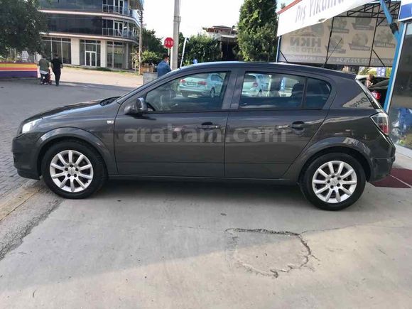 Sahibinden Opel Astra 1.3 CDTI Enjoy Elegance 2011 Model  255.000 km Gri
