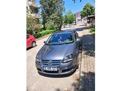 Uzun soluklu binilebilecek otomatik jetta