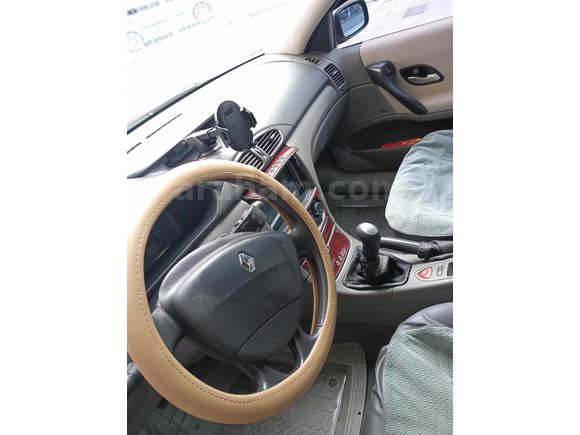 Sahibinden Renault Laguna 1.6 Privilige 2004 Model 